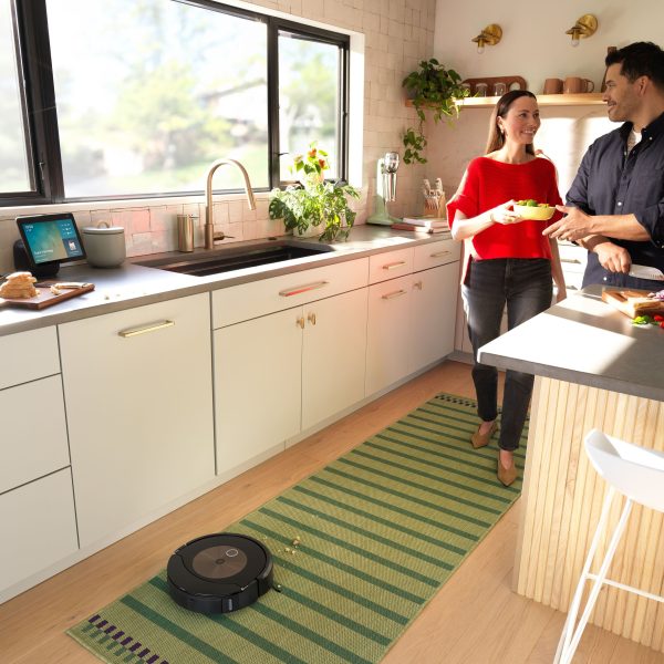 iRobot Roomba Combo j9+ Self Emptying Auto Fill Robot Vacuum-8